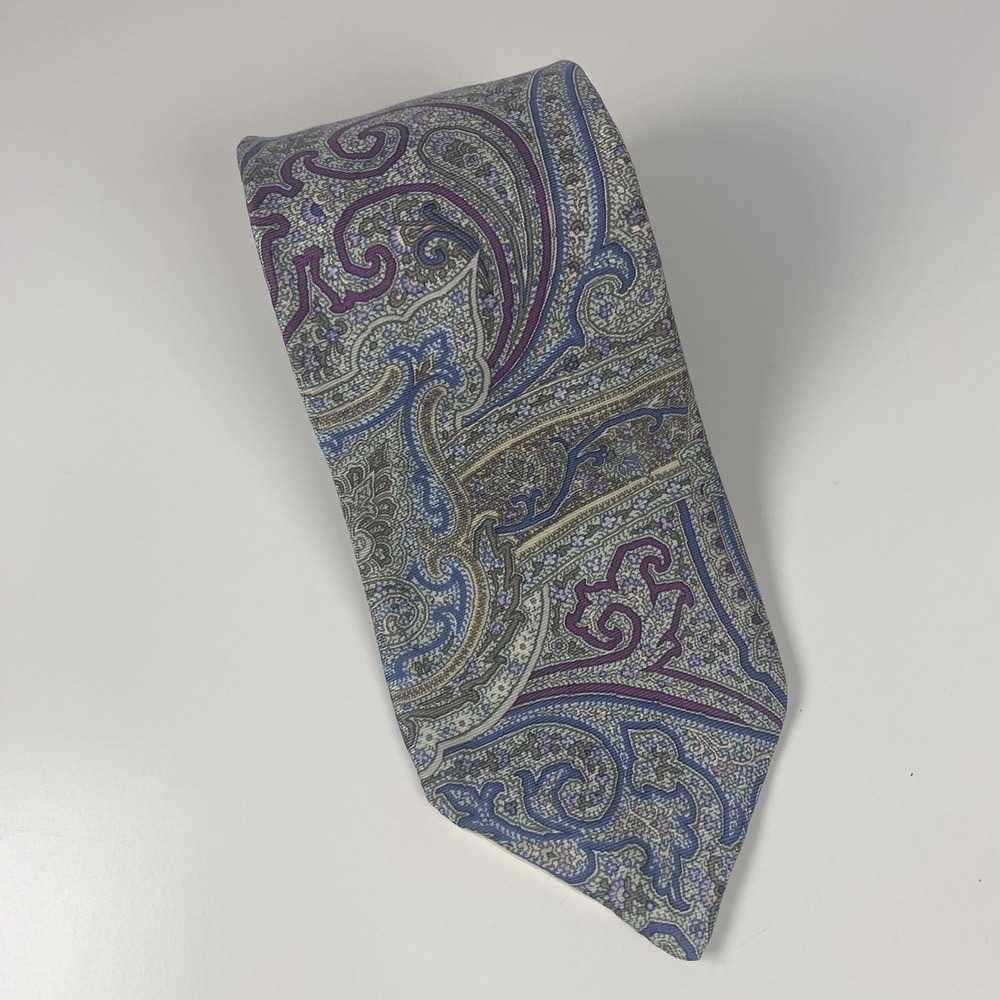 STRATHMORE Vintage Neck Tie Paisley Floral 100% Silk W 3 1/4" L 58"